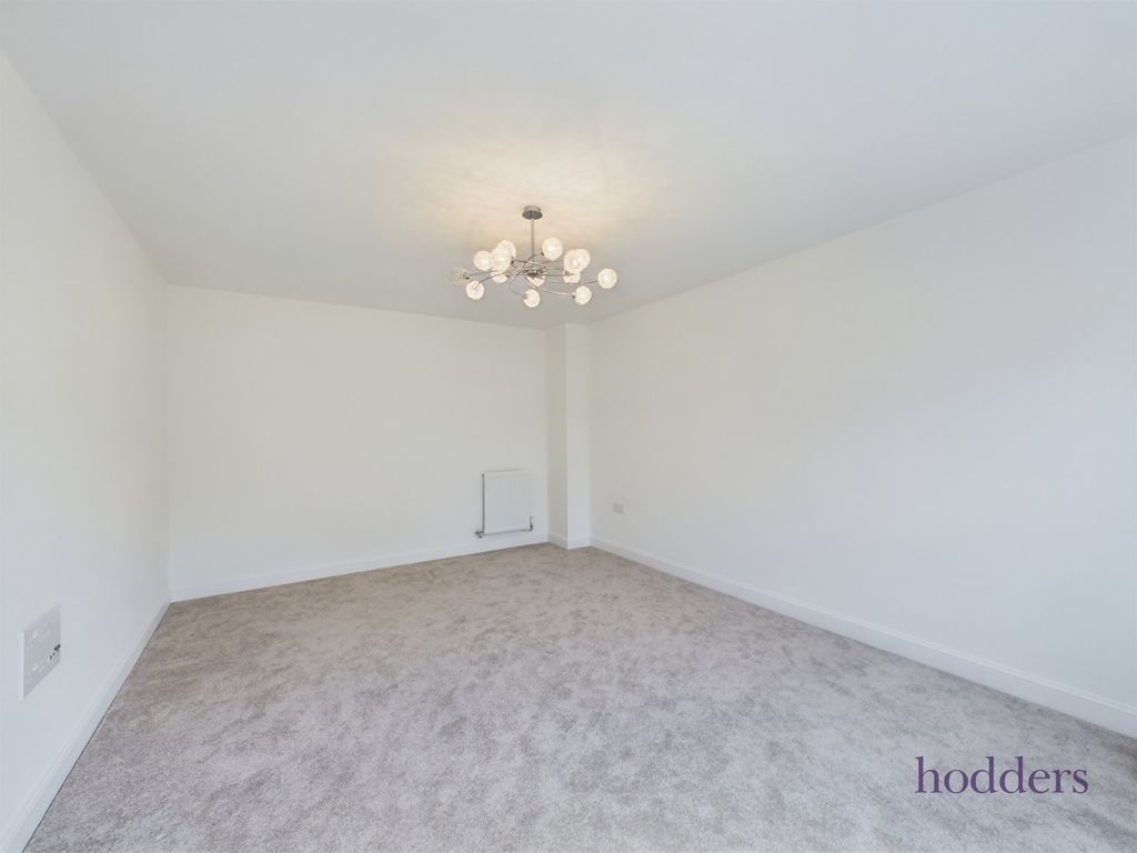 Additional image 9 of 5 bed detached house to rentBlackbess Lane, Chertsey, Surrey KT16