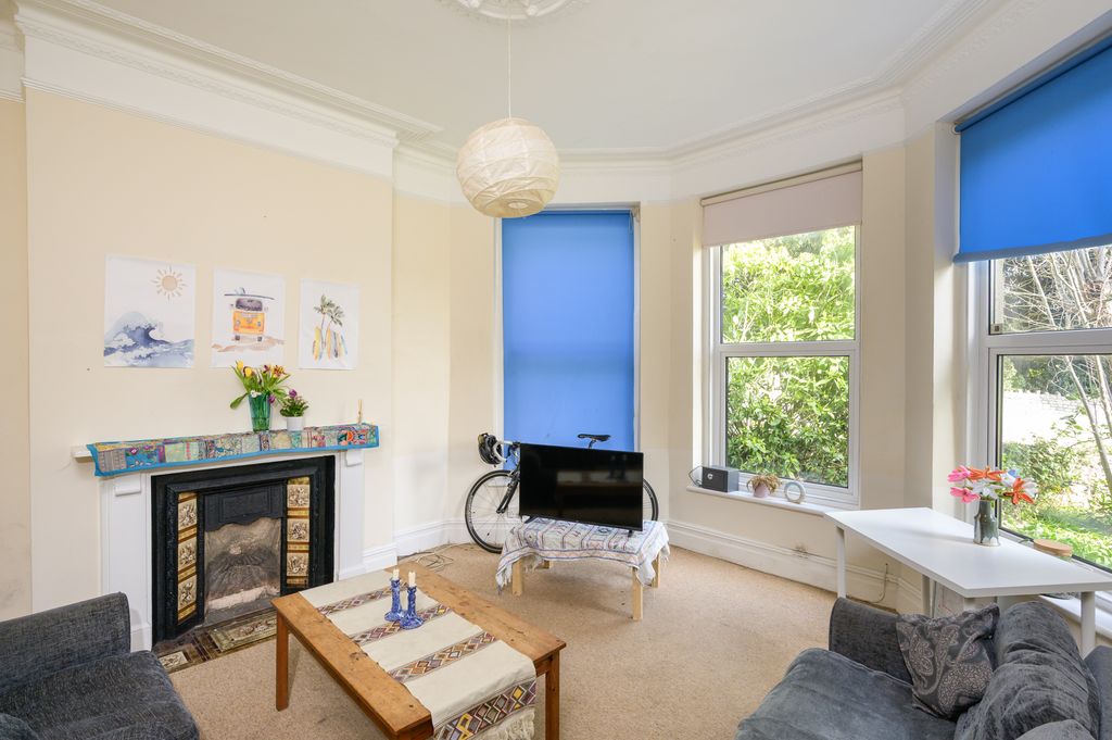 5 bed villa to rentNewbridge, Bath BA1 photo 2
