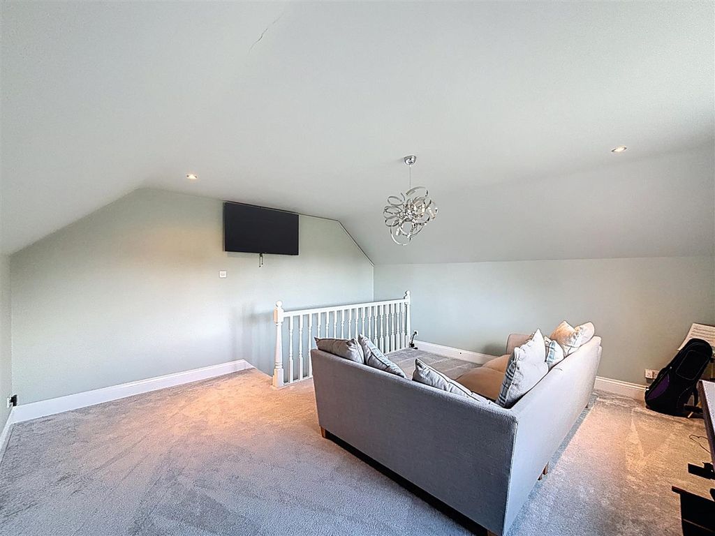 Additional image 13 of 5 bed detached house for saleMain Road, Humbleton, Hull HU11