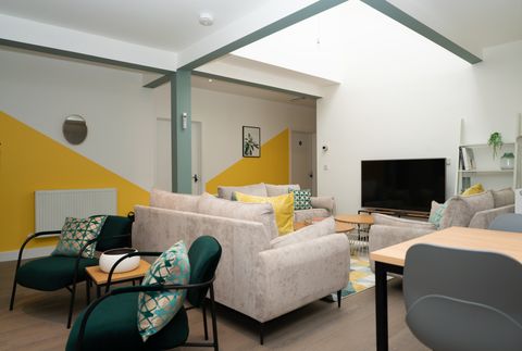 Eileen Grove, Manchester M14, Room to rent
