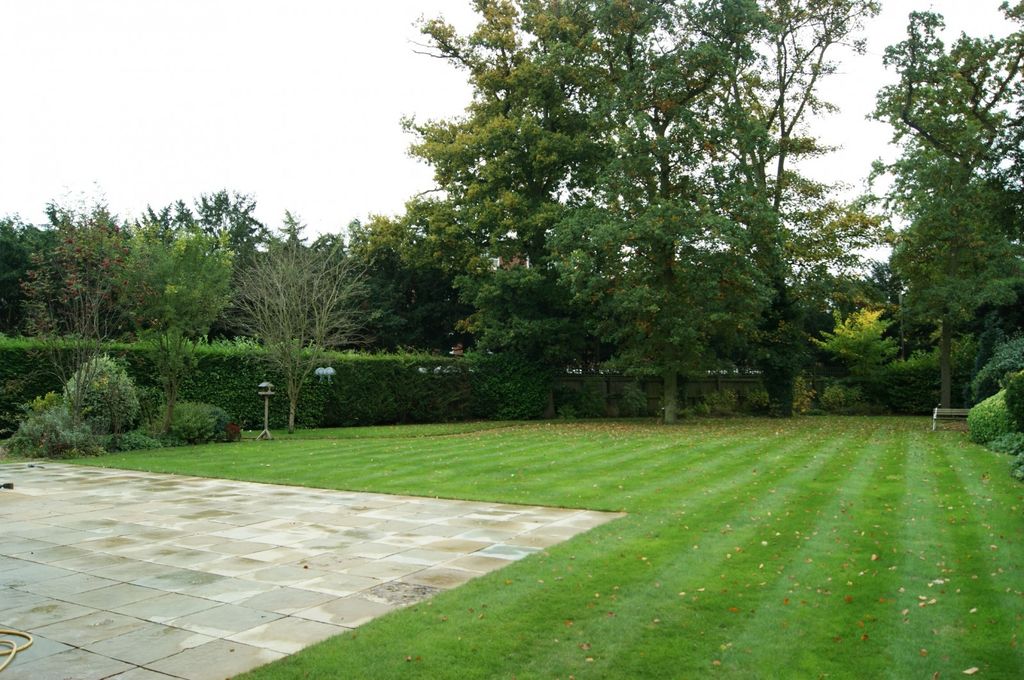 Additional image 13 of 7 bed detached house to rentPortland Park, Gerrards Cross, Buckinghamshire SL9
