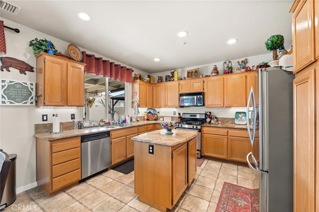 Additional image 66 of 15003 Elkhorn Drive, Fontana, CA 92336