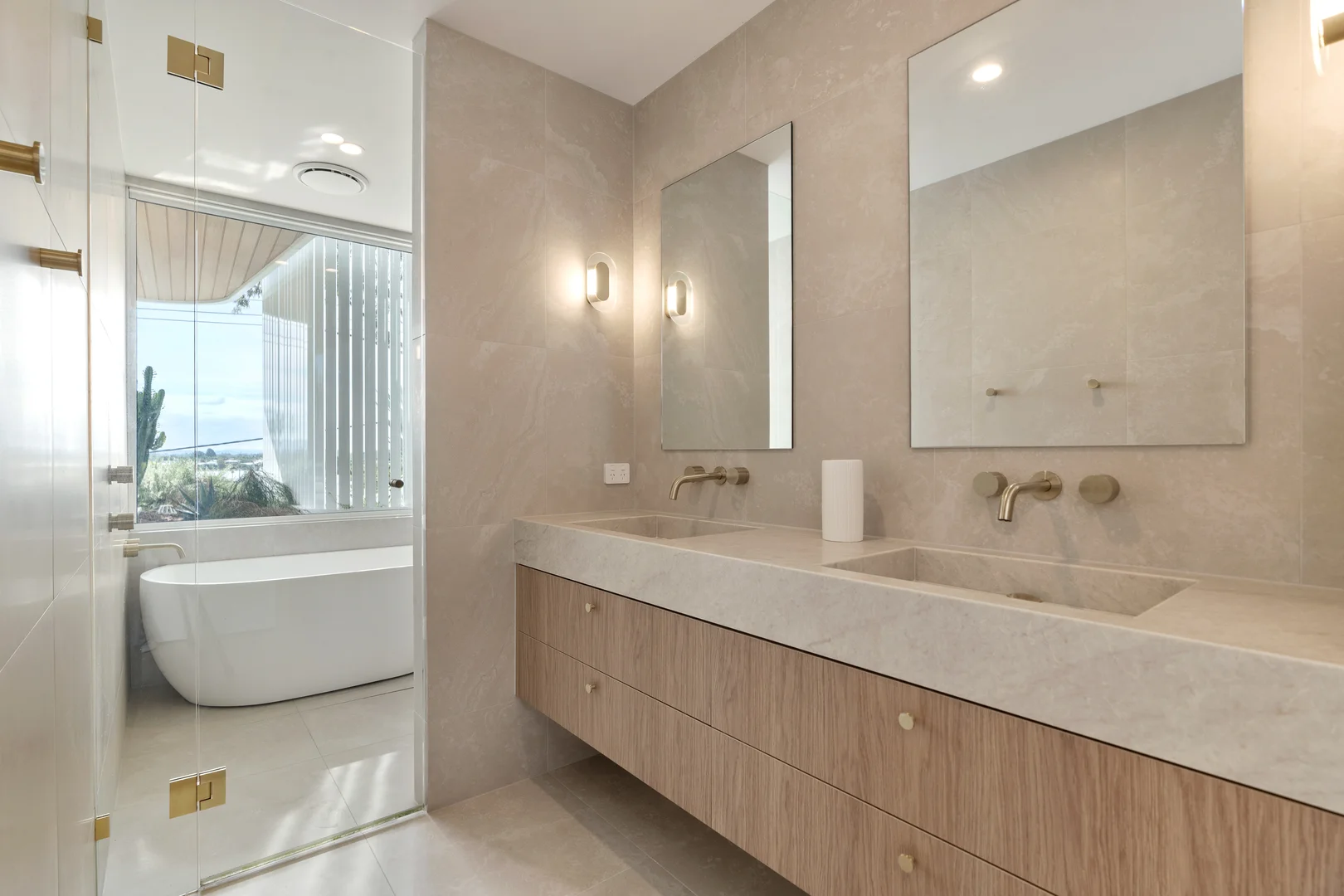 Additional image 10 of 2/64 West Burleigh Road, Burleigh Heads QLD 4220