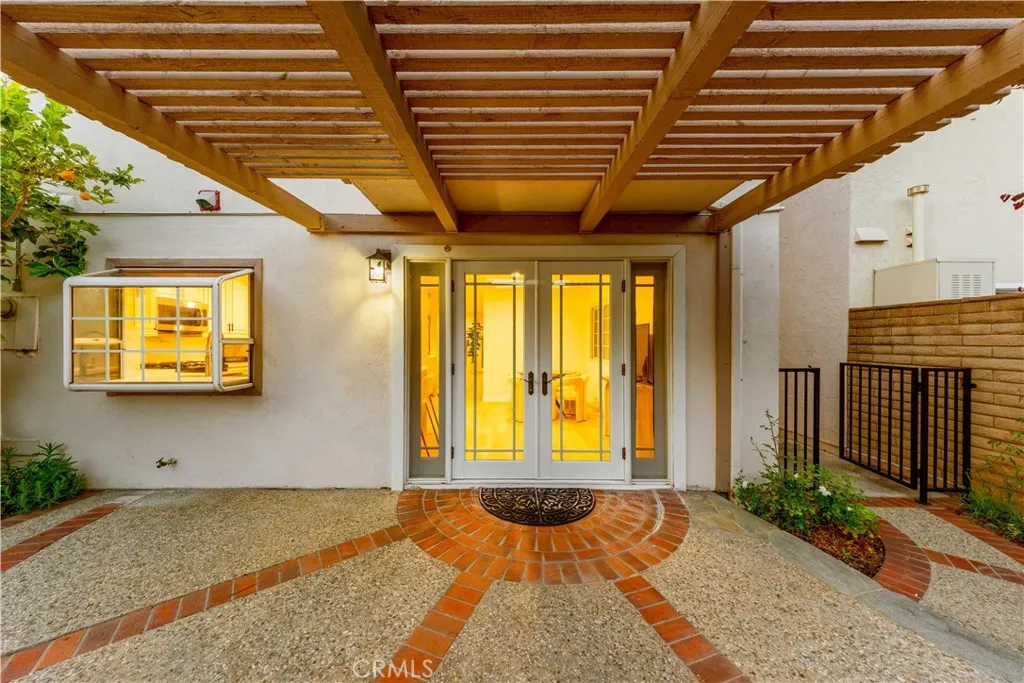 Additional image 116 of 54 Willow Tree Ln, Irvine, CA 92612