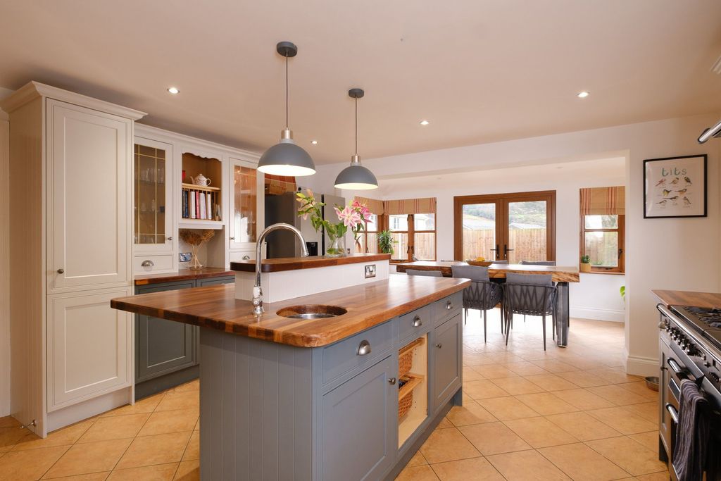 Additional image 8 of 5 bed detached house for saleYew Tree Close, Whitchurch, Ross-On-Wye, Herefordshire HR9