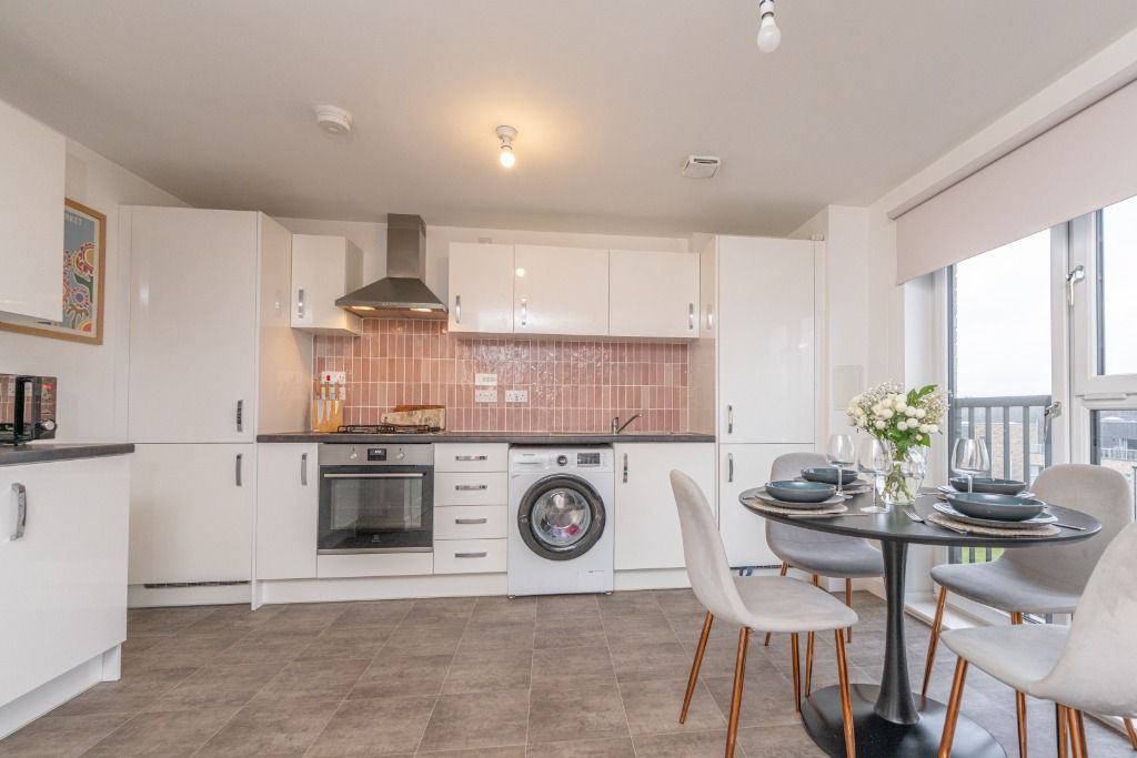 Additional image 15 of 2 bed flat to rentGoldcrest Place, Cammo, Edinburgh EH4
