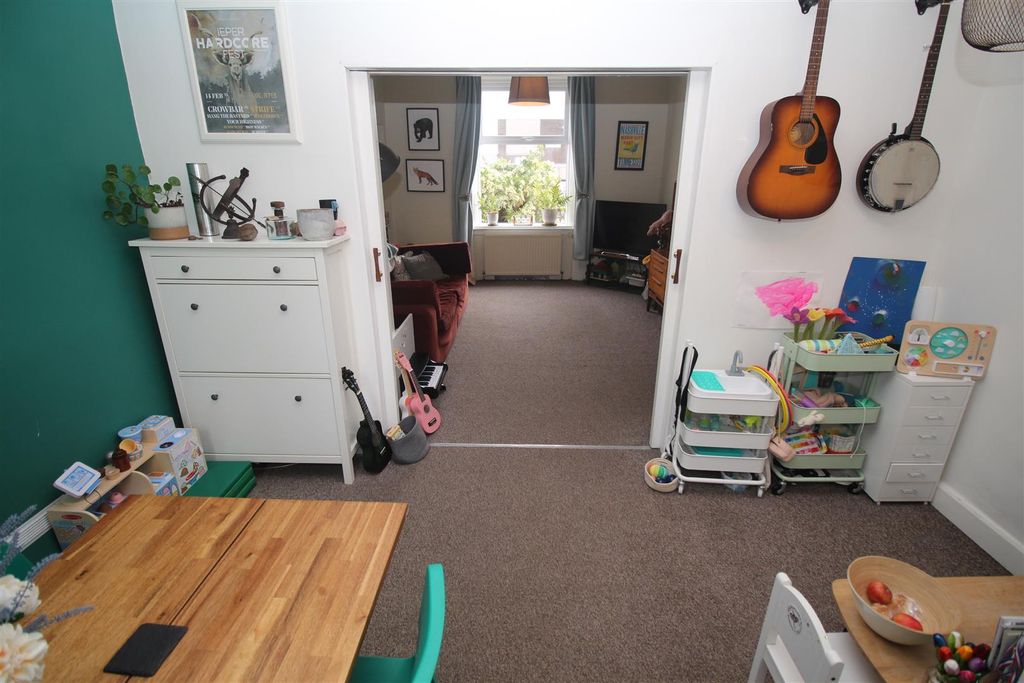 Additional image 9 of 3 bed semi-detached house for saleEast Crawford Street, Greenock PA15