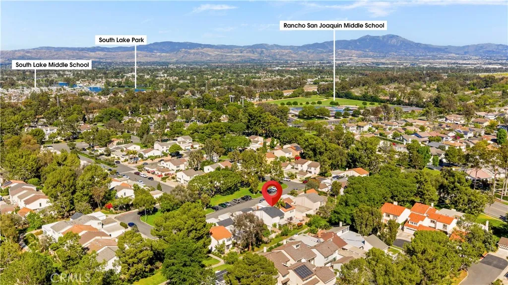 54 Willow Tree Ln, Irvine, CA 92612