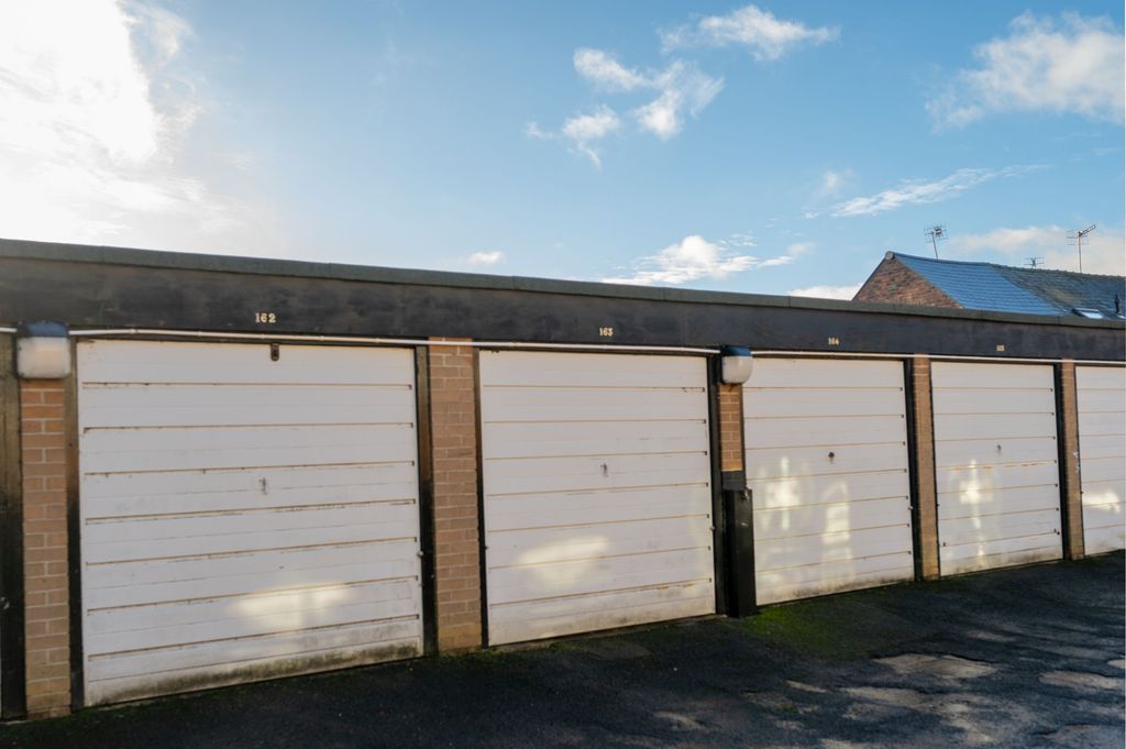 Additional image 13 of 3 bed flat for saleGraham Road, Sheffield S10