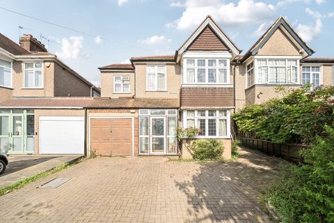 Weald Rise, Harrow HA3