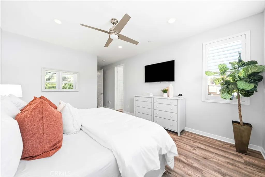 Additional image 19 of 49 Finch, Lake Forest, CA 92630