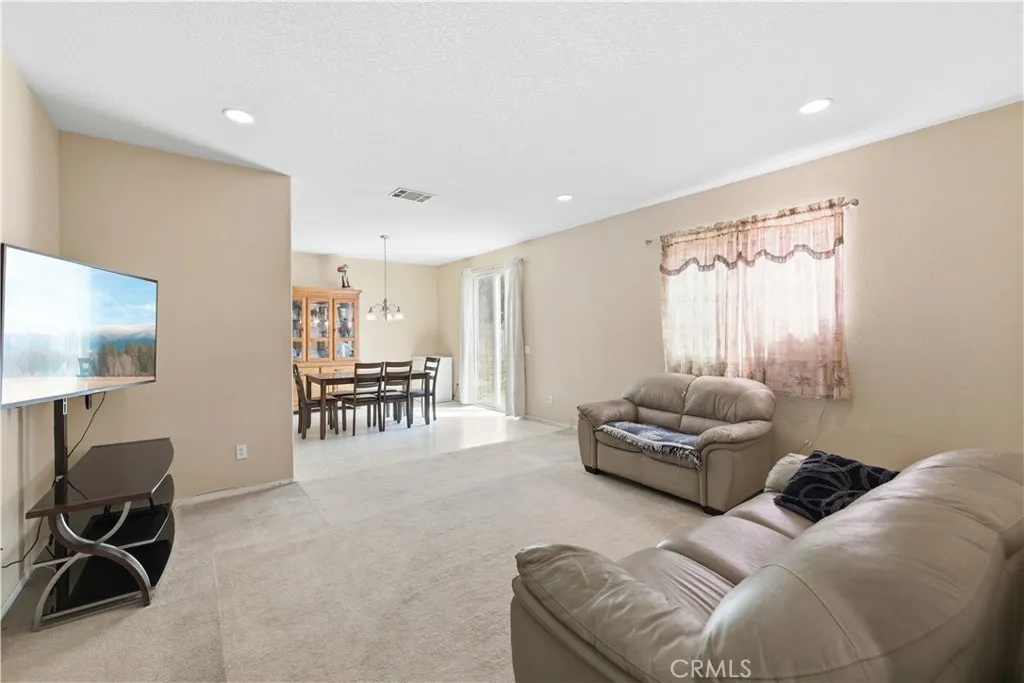 Additional image 34 of 2822 Emerald Ln, Lancaster, CA 93535