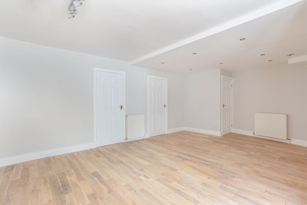 Additional image 8 of 4 bed terraced house to rentOddfellows Mews, Church Street, Pateley Bridge, Harrogate HG3