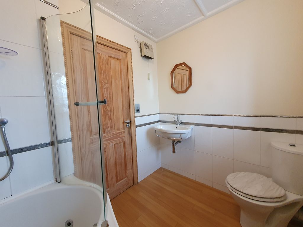 Additional image 12 of 2 bed flat to rentSt. Andrew Street, Aberdeen, Aberdeen AB25