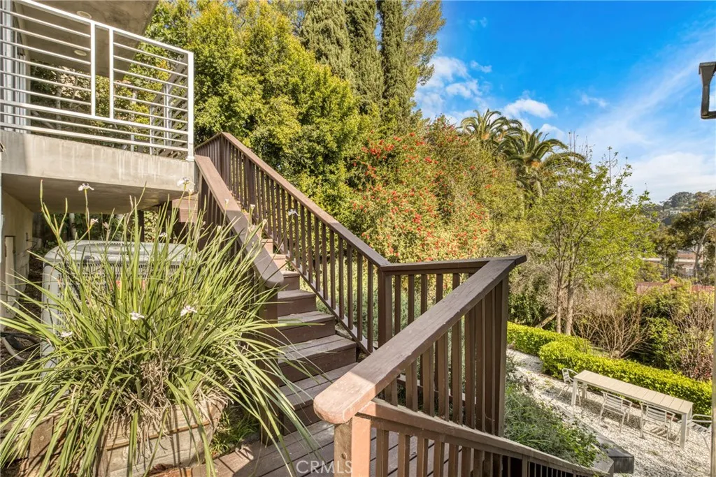 Additional image 29 of 3439 Winslow Dr, Los Angeles, CA 90026