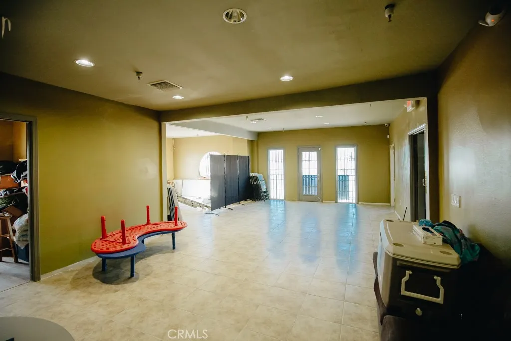Additional image 23 of 847 N E Street, San Bernardino, CA 92410
