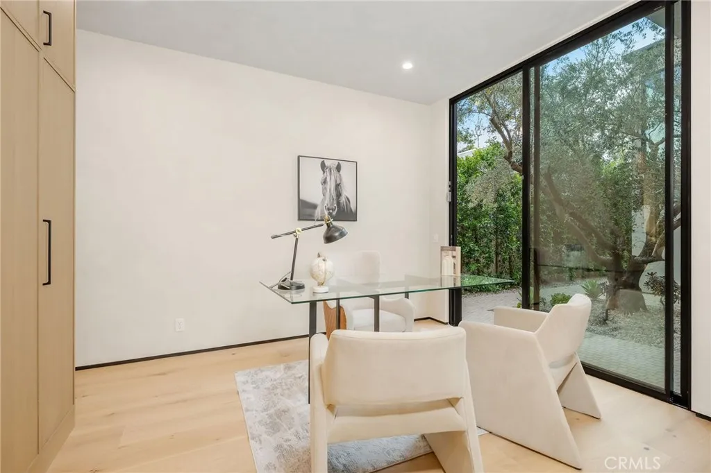 Additional image 108 of 15447 Huston St, Sherman Oaks, CA 91403