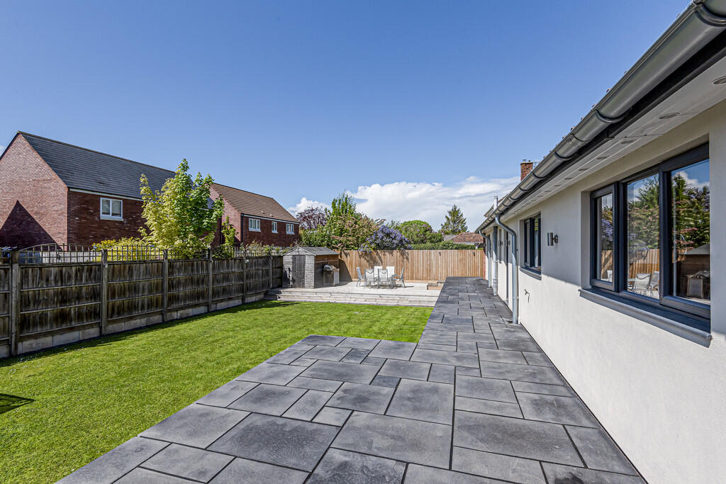 Additional image 18 of Somerton Road, Street