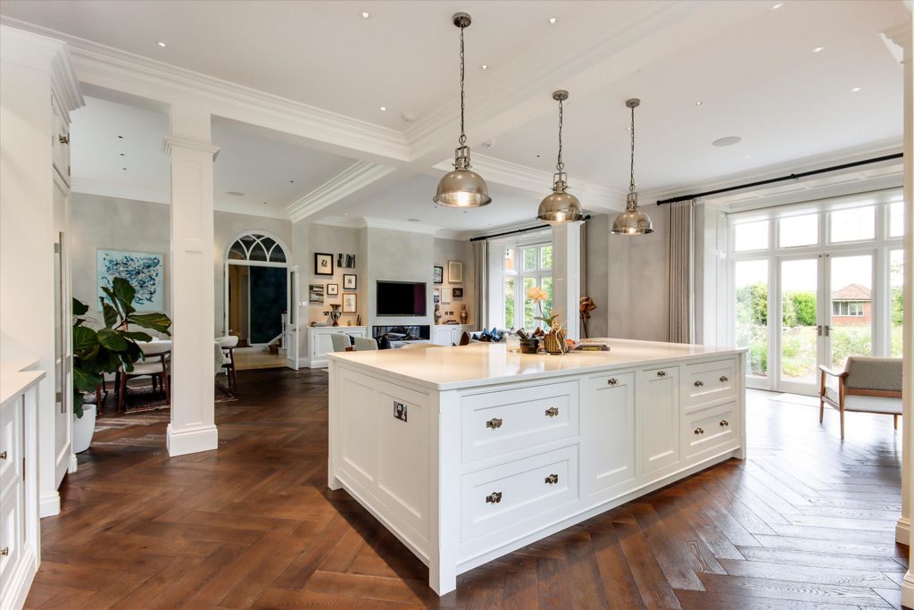 Additional image 2 of 7 bed detached house for saleGodden Green, Sevenoaks, Kent TN15
