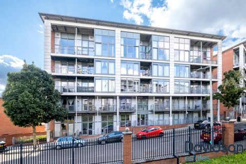 Alfred Knight Way, Edgbaston, Birmingham B15