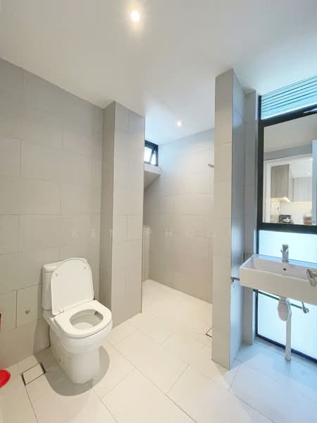 Additional image 5 of Dhoby Ghaut MRT - BELLISSIMO !