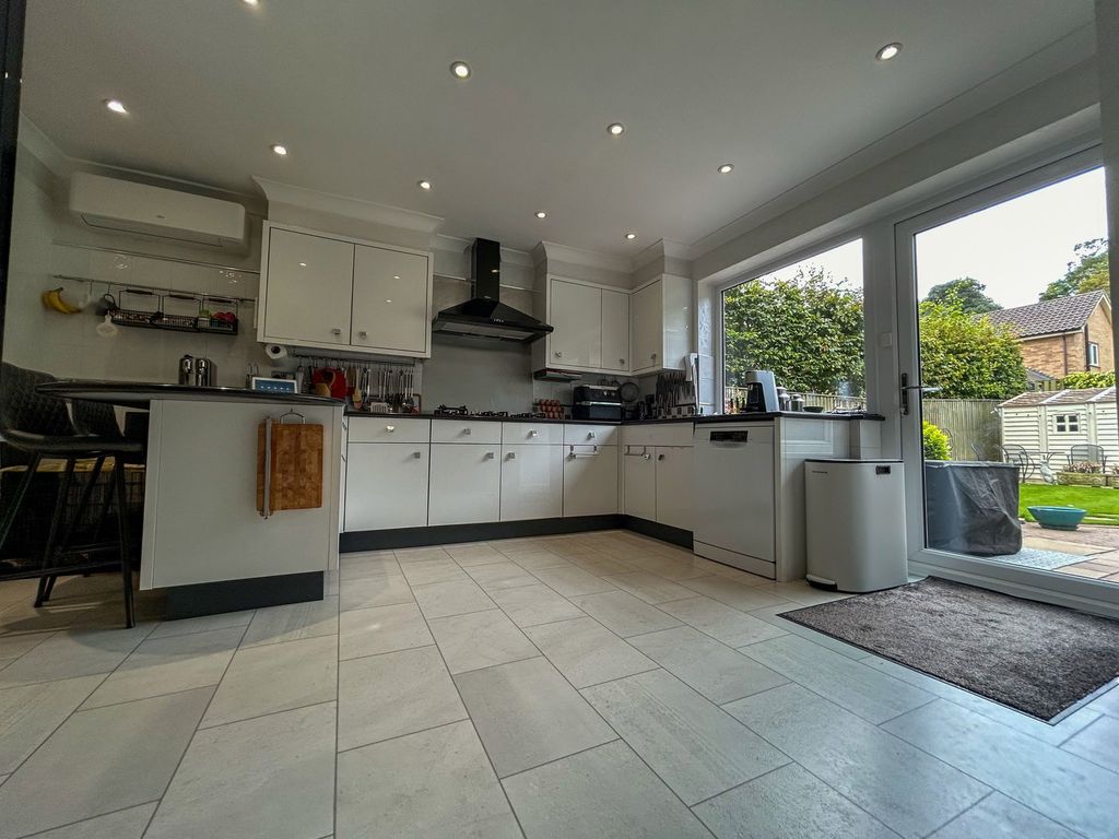 Additional image 15 of 6 bed detached house for saleLongwater, Orton Longueville, Peterborough PE2
