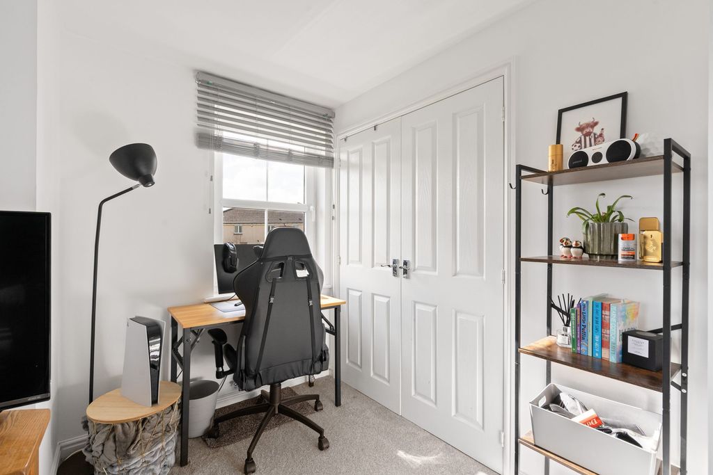 Additional image 23 of 2 bed flat for saleRussell Road, Bathgate EH48