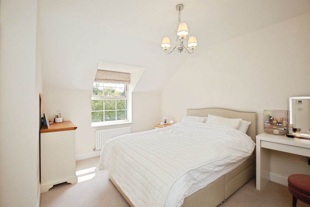 Additional image 7 of 4 bed semi-detached house for salePortcullis Drive, Wallingford OX10