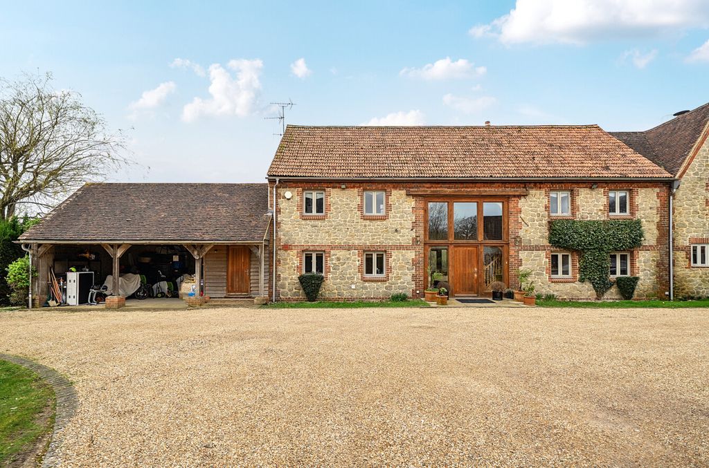 5 bed detached house to rentFrith End, Bordon, Hampshire GU35