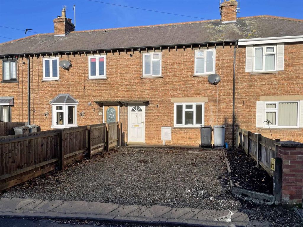 3 bed terraced house to rentLancaster Road, Stamford PE9