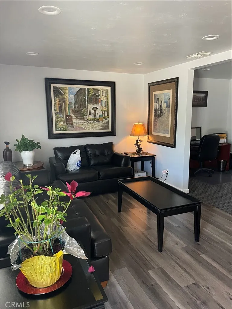 Additional image 27 of 402 E Ramsey St, Banning, CA 92220