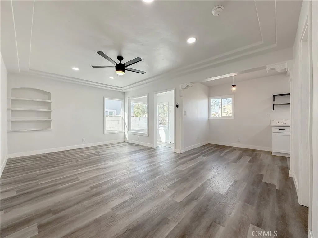 Additional image 6 of 220 W 98th Street, Los Angeles, CA 90003