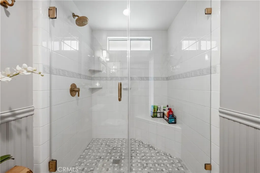 Additional image 39 of 25547 Via Impreso, Valencia, CA 91355