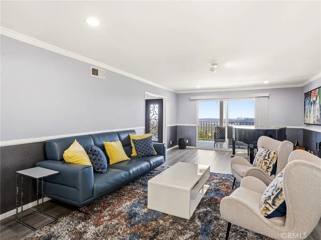 Additional image 21 of 1426 E Tujunga Avenue, Burbank, CA 91501