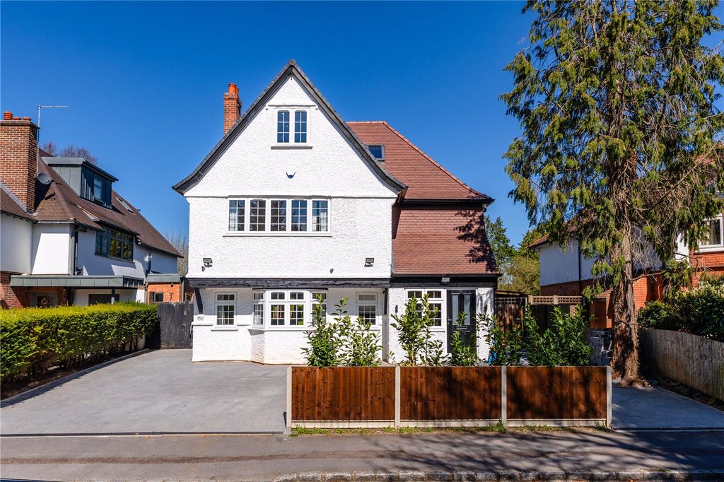 6 bed detached house to rentBulstrode Way, Gerrards Cross SL9