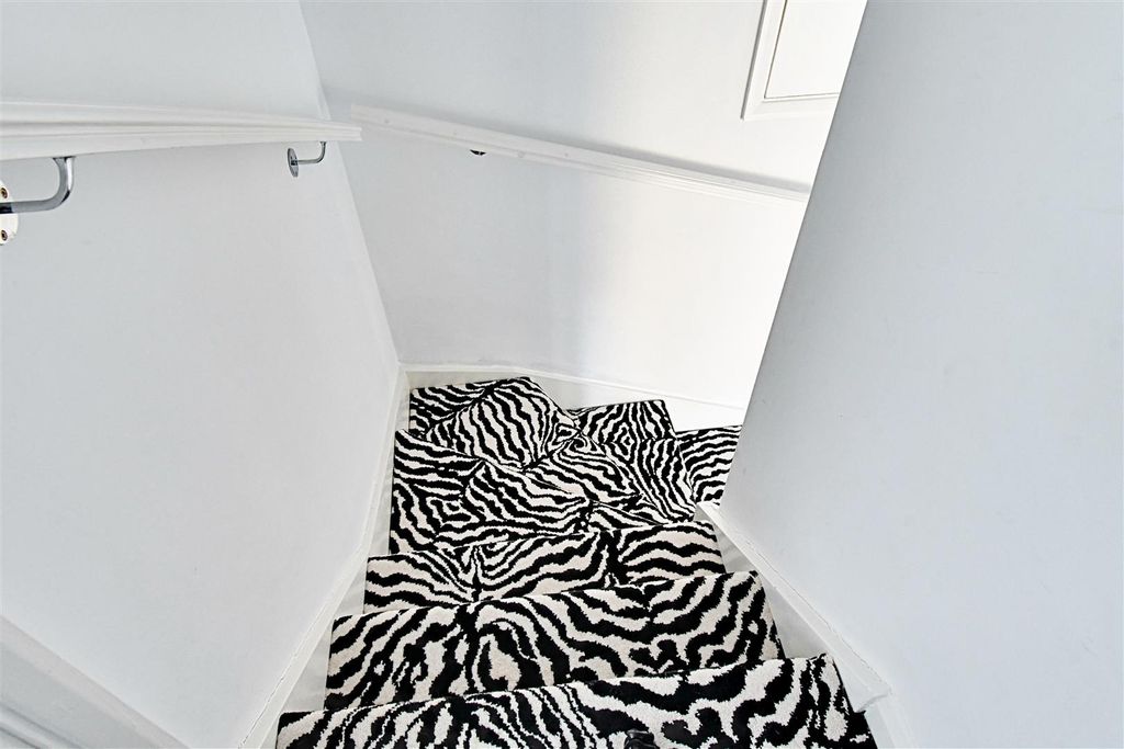 Additional image 21 of 2 bed end terrace house for saleDunkirks Mews, Hertford SG13