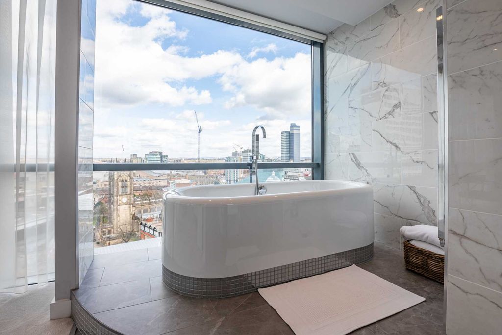 Additional image 20 of 3 bed flat for saleDeansgate, Manchester M3