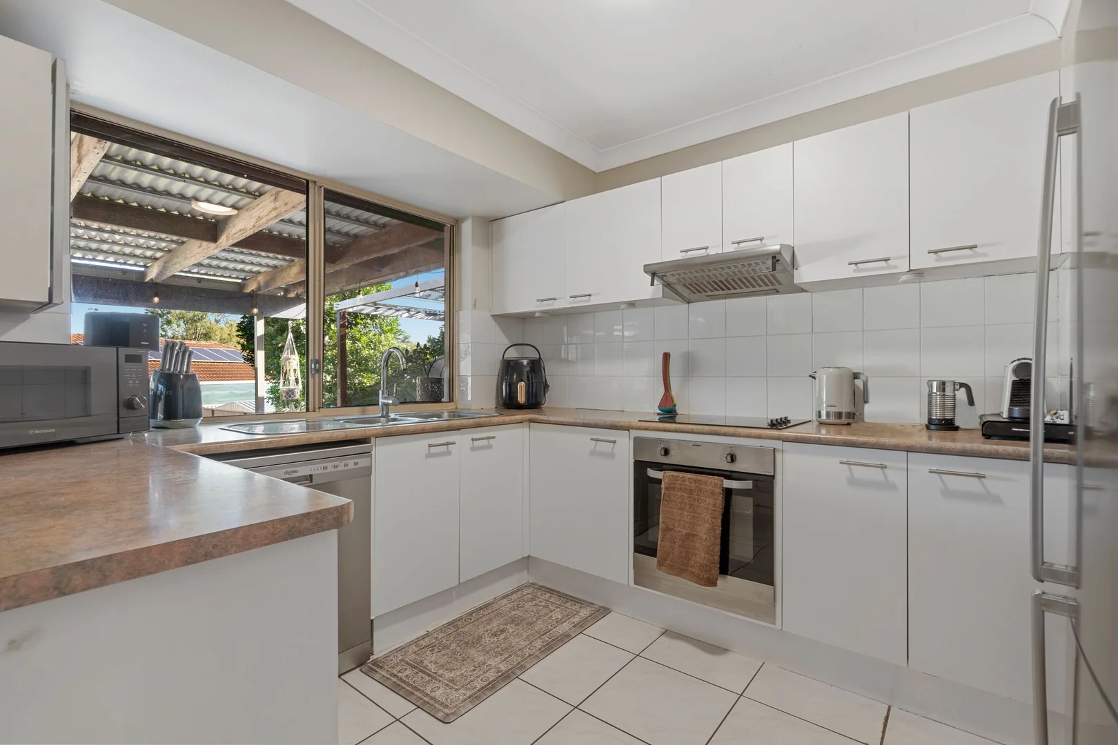 Additional image 6 of 20/191 Greenacre Drive, Arundel QLD 4214
