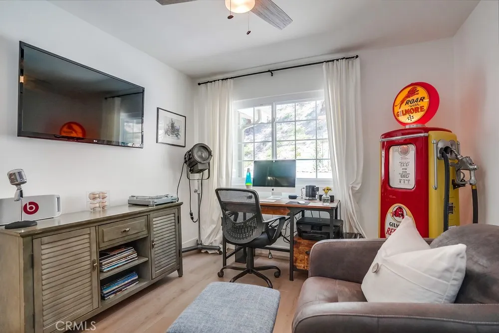 Additional image 111 of 20619 Martha St, Woodland Hills, CA 91367