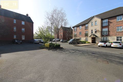 Bridgewater Court, Longford Road M32