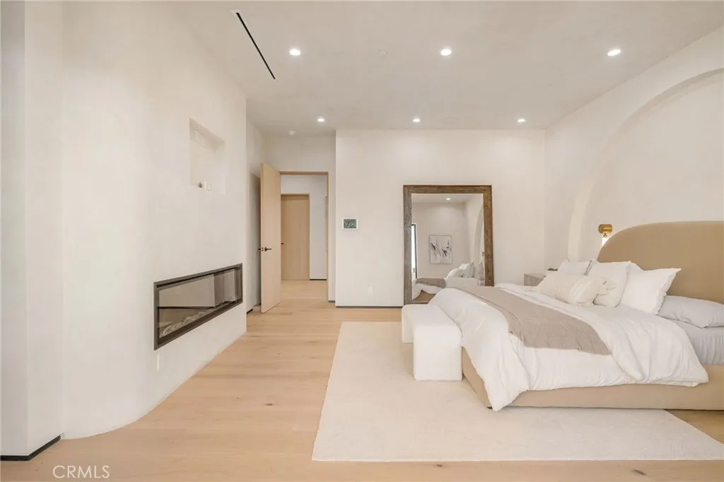 Additional image 120 of 15447 Huston St, Sherman Oaks, CA 91403