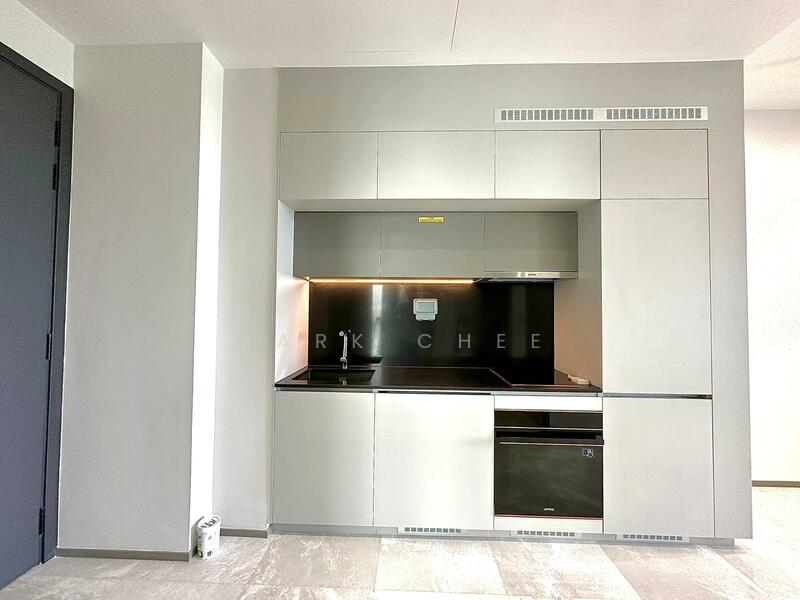 1 Meyer Place photo 2