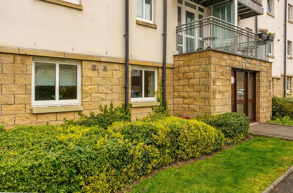 Additional image 19 of 2 bed flat for saleAllanfield Place, Edinburgh EH7