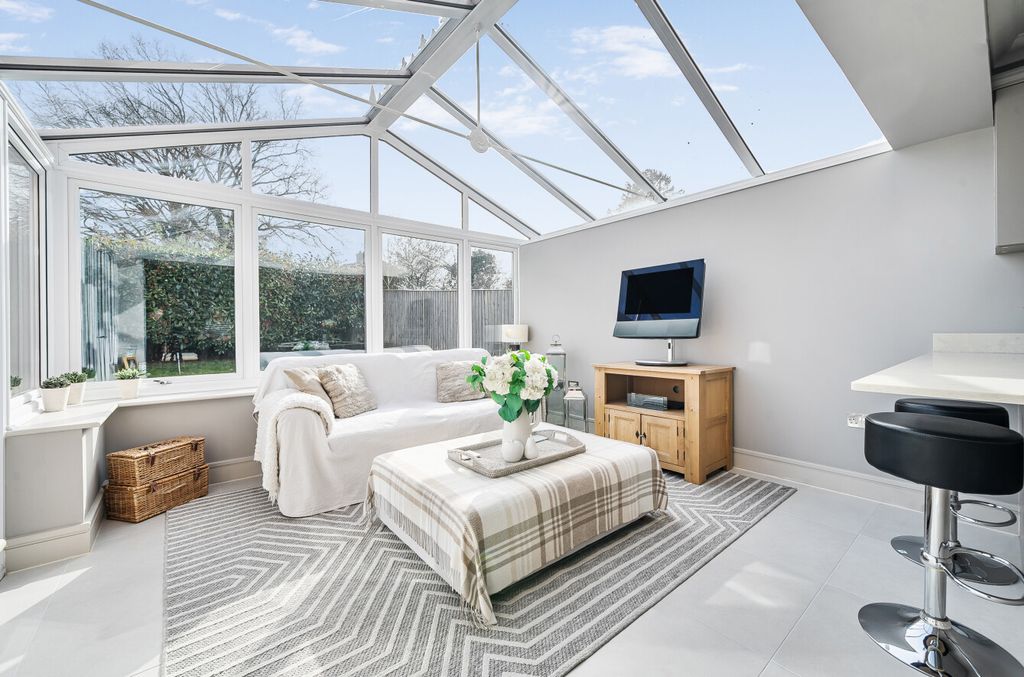 Additional image 30 of 4 bed detached house for saleElen Place, Bracknell, Berkshire RG42