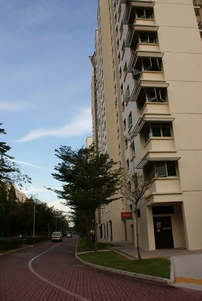 Additional image 20 of 106D Punggol Field