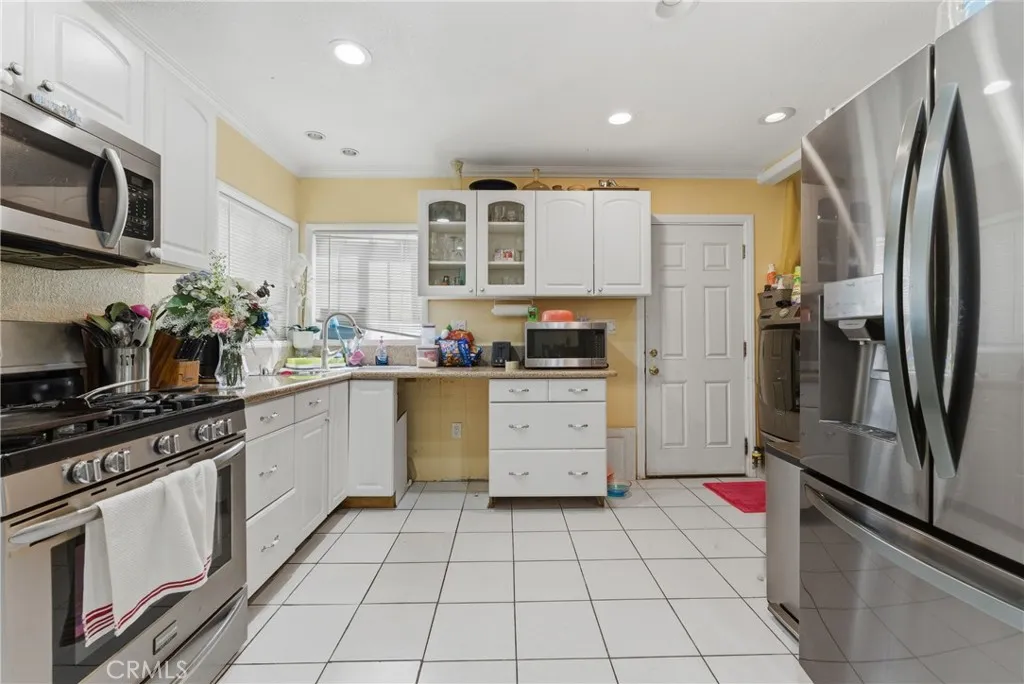 Additional image 28 of 10611 Bowman Ave, South Gate, CA 90280