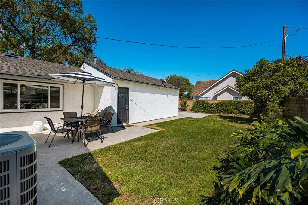 Additional image 45 of 1842 N Greenbrier Rd, Long Beach, CA 90815