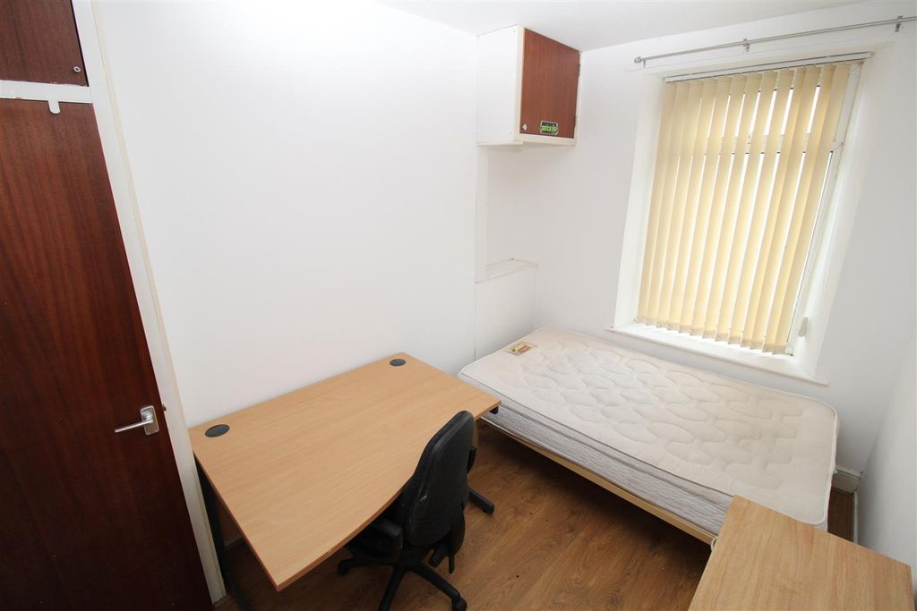 1 bed terraced house to rentLaura Street, Treforest, Pontypridd CF37