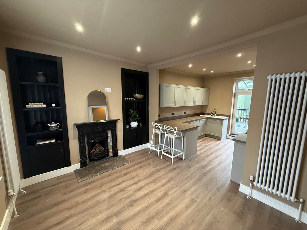 3 bed property to rentJohn Street, Penarth CF64