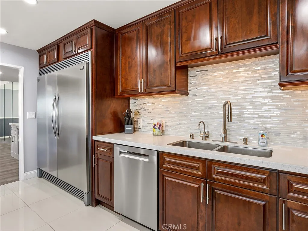 Additional image 87 of 1426 E Tujunga Avenue, Burbank, CA 91501